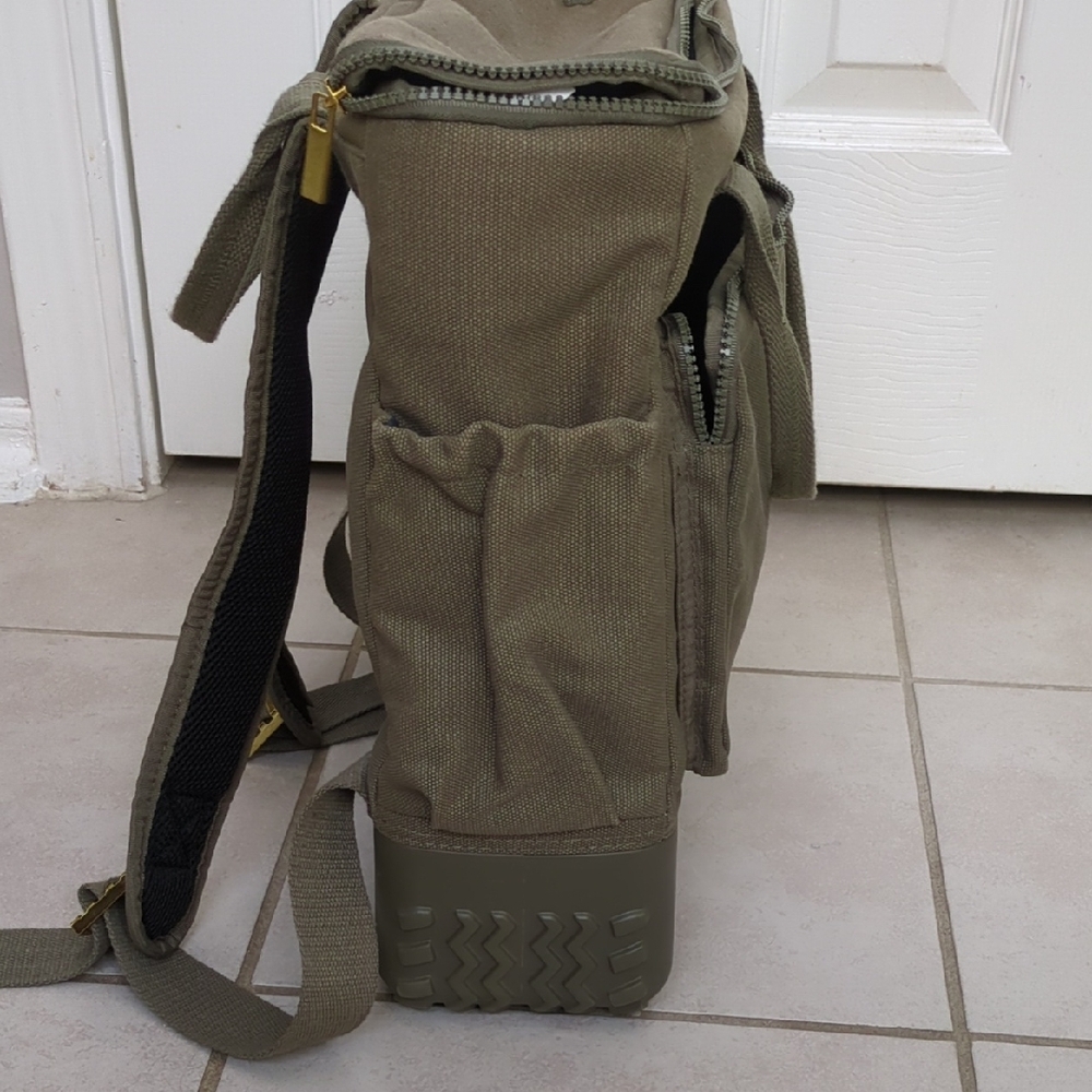 BOGG BAG Olive Green Backpack - Picture 16 of 16